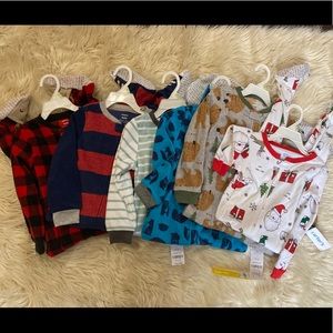Carter’s pajama sleepers Christmas fleece 4T $120
